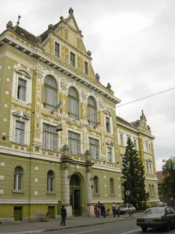 Central City Ap Sibiu Buitenkant foto
